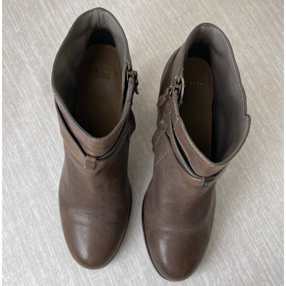 Cole Haan Grand OS Brown Leather Ankle Boot Strap Buckle Block Heel Bootie 7.5 B - Picture 3 of 12
